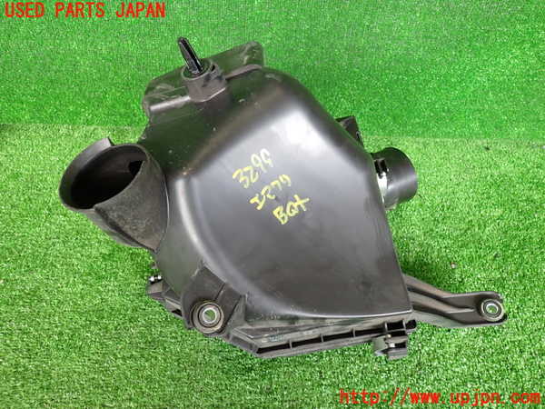 2UPJ-32992560]レクサス・RC300h(AVC10)エアクリーナーボックス 中古_m0002.jpg