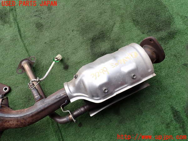 2UPJ-32992661]レクサス・RC300h(AVC10)触媒1 中古_m0002.jpg