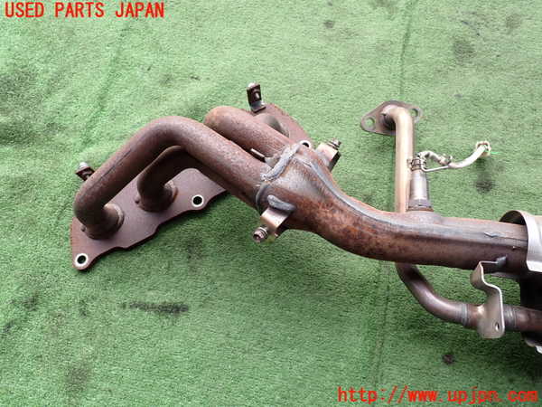 2UPJ-32992661]レクサス・RC300h(AVC10)触媒1 中古_m0003.jpg