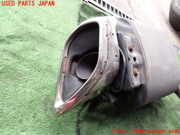 2UPJ-32992671]レクサス・RC300h(AVC10)リアマフラー1 中古_m0005.jpg