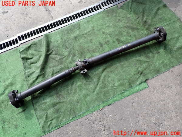 2UPJ-32993410]レクサス・RC300h(AVC10)リアプロペラシャフト 中古_m0001.jpg