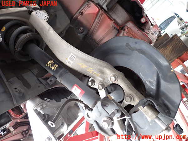 2UPJ-32994295]レクサス・RC300h(AVC10)左フロントナックルハブ 中古_m0002.jpg