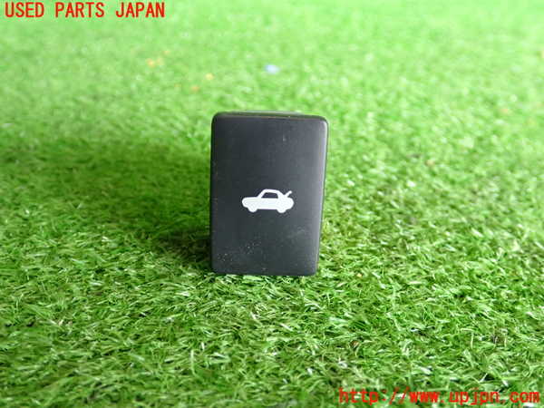 2UPJ-32996313]レクサス・RC300h(AVC10)スイッチ8 (トランク) 中古_m0001.jpg