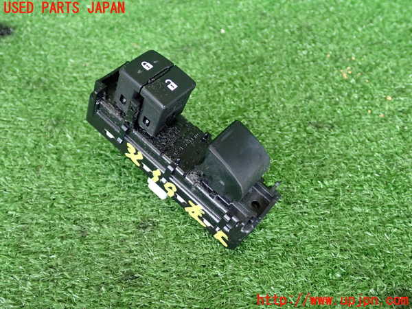 2UPJ-32996245]レクサス・RC300h(AVC10)左前パワーウィンドウスイッチ 中古_m0001.jpg