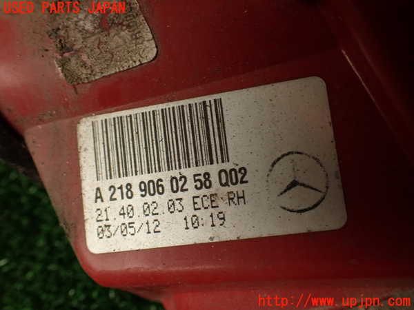 2UPJ-33001530]ベンツ CLS350(218359)(218)右テールランプ 中古_m0003.jpg