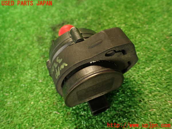 2UPJ-33002110]ベンツ CLS350(218359)(218)ウォーターポンプ 中古_m0002.jpg