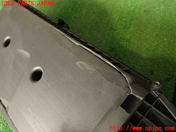 2UPJ-33002560]ベンツ CLS350(218359)(218)エアクリーナーボックス (ジャンク品) 中古_m0002.jpg