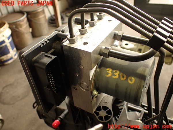 2UPJ-33004040]ベンツ CLS350(218359)(218)ABSアクチュエーター 中古_m0002.jpg