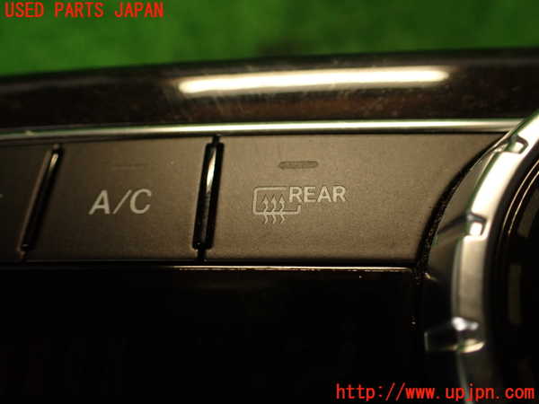 2UPJ-33006066]ベンツ CLS350(218359)(218)エアコンスイッチ1 中古_m0002.jpg