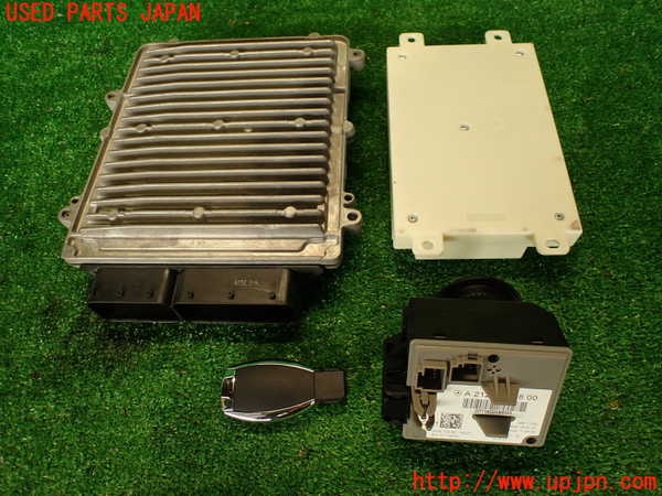 2UPJ-33006110]ベンツ CLS350(218359)(218)エンジンコンピューター 中古_m0002.jpg
