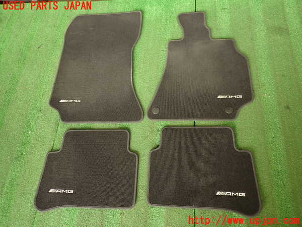 2UPJ-33007800]ベンツ CLS350(218359)(218)フロアマット 中古_m0001.jpg