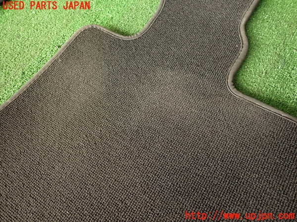 2UPJ-33007800]ベンツ CLS350(218359)(218)フロアマット 中古_m0002.jpg