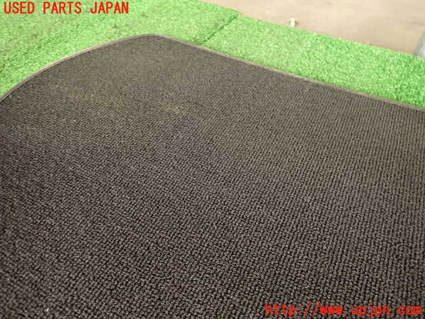 2UPJ-33007800]ベンツ CLS350(218359)(218)フロアマット 中古_m0003.jpg