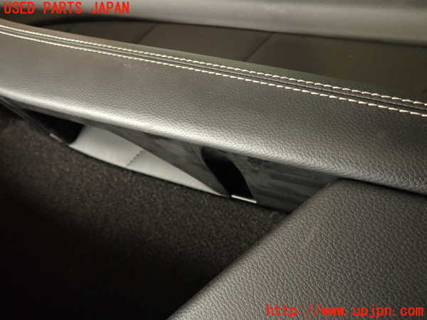 2UPJ-33001234]ベンツ CLS350(218359)(218)右前ドア内張り 中古_m0002.jpg