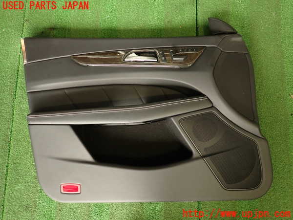 2UPJ-33001264]ベンツ CLS350(218359)(218)左前ドア内張り 中古_m0001.jpg
