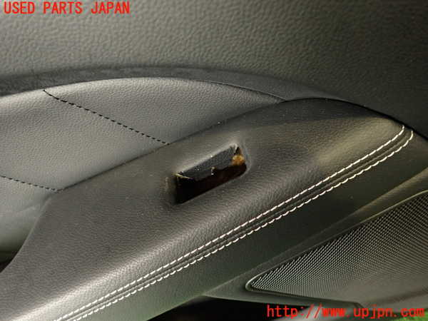 2UPJ-33001264]ベンツ CLS350(218359)(218)左前ドア内張り 中古_m0002.jpg