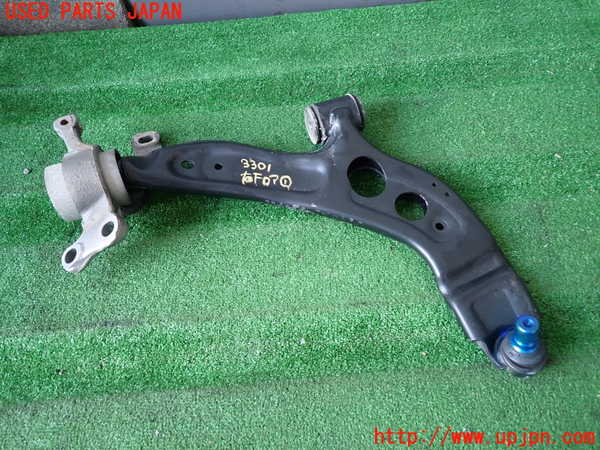 2UPJ-33015176]BMW ミニ(MINI)クーパー F56(XR15M)右フロントロアアーム1 中古_m0001.jpg
