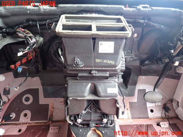 2UPJ-33016081]BMW ミニ(MINI)クーパー F56(XR15M)エバポレーター1 中古_m0001.jpg