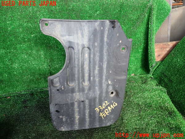 1UPJ-33021456]NV350 キャラバン バン(VW2E26)左リアマッドガード(泥除け) 中古_m0001.jpg