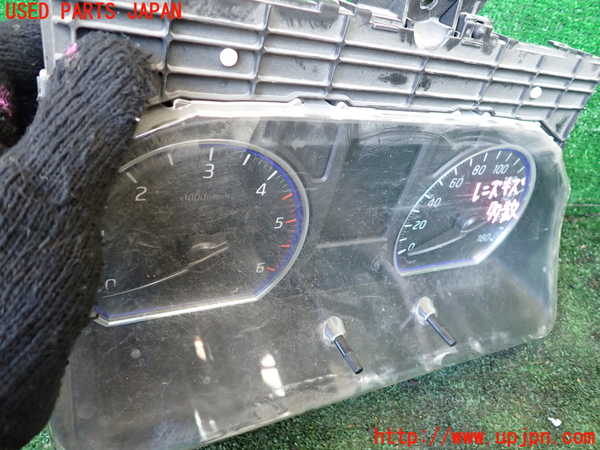 1UPJ-33026170]NV350 キャラバン バン(VW2E26)スピードメーター 中古_m0002.jpg