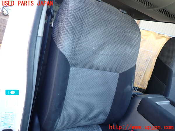 1UPJ-33027035]NV350 キャラバン バン(VW2E26)運転席シート 中古_m0002.jpg