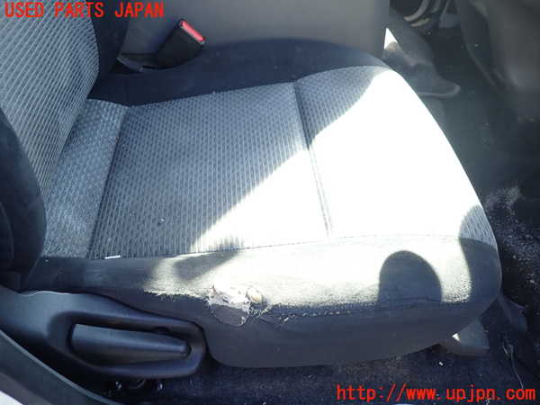 1UPJ-33027035]NV350 キャラバン バン(VW2E26)運転席シート 中古_m0003.jpg