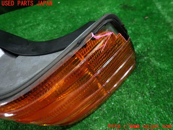 5UPJ-33041530]ベンツ 500SL(不明)右テールランプ 中古_m0002.jpg