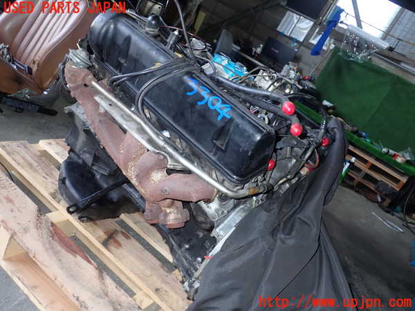 1UPJ-33042010]ベンツ 500SL(不明)エンジン M117.964 中古_m0002.jpg