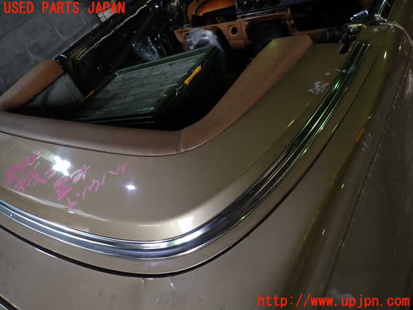 5UPJ-33047761]ベンツ 500SL(不明)トノカバー1 中古_m0002.jpg