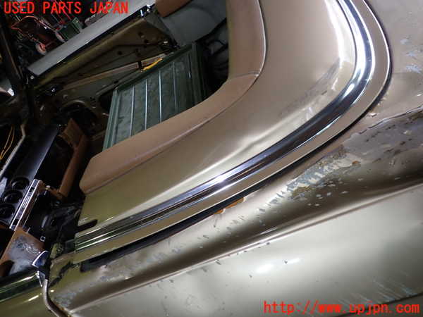5UPJ-33047761]ベンツ 500SL(不明)トノカバー1 中古_m0004.jpg
