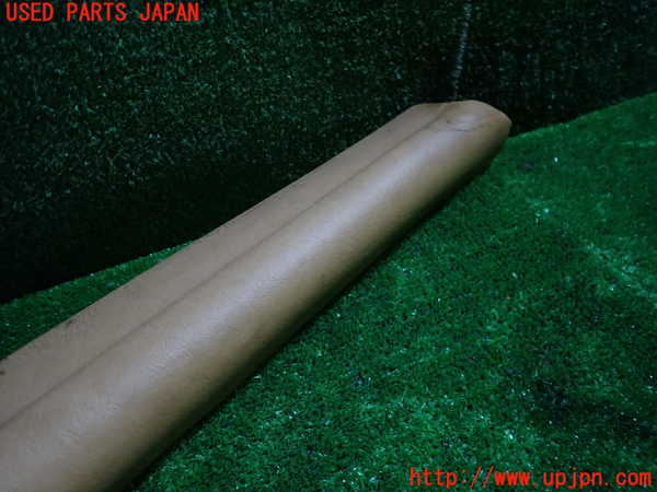 5UPJ-33047655]ベンツ 500SL(不明)右フロントピラートリム 中古_m0002.jpg