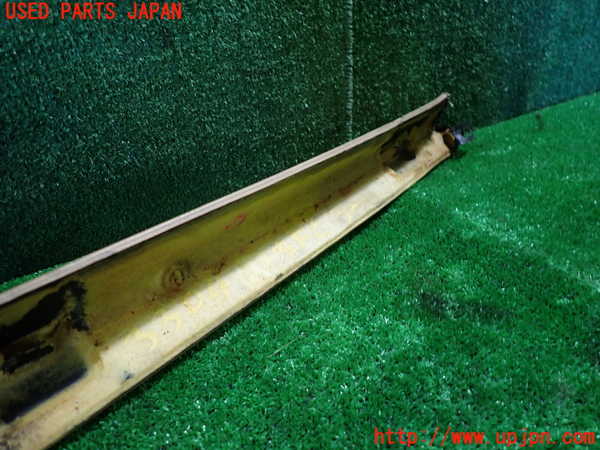 5UPJ-33047660]ベンツ 500SL(不明)左フロントピラートリム 中古_m0005.jpg