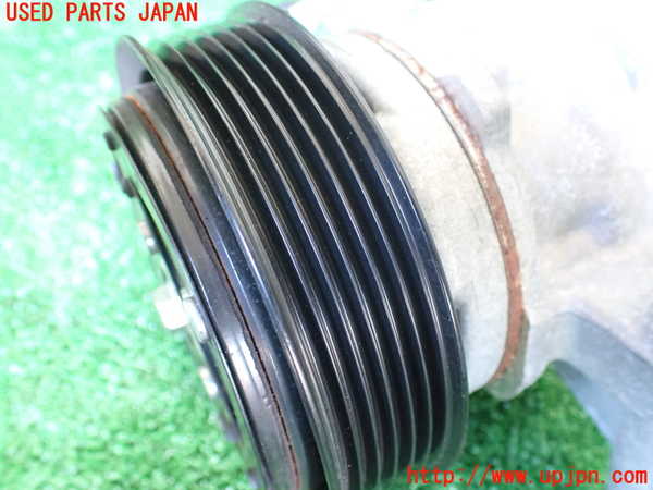 5UPJ-33056025]WR-V(DG5)エアコンコンプレッサー 中古_m0005.jpg