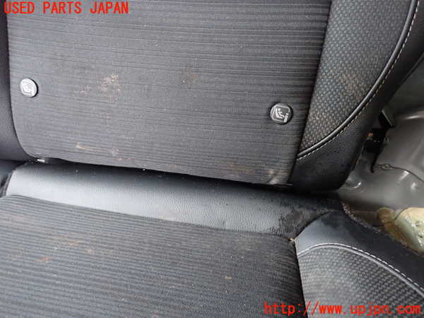 1UPJ-33057385]WR-V(DG5)リアシート 中古_m0003.jpg