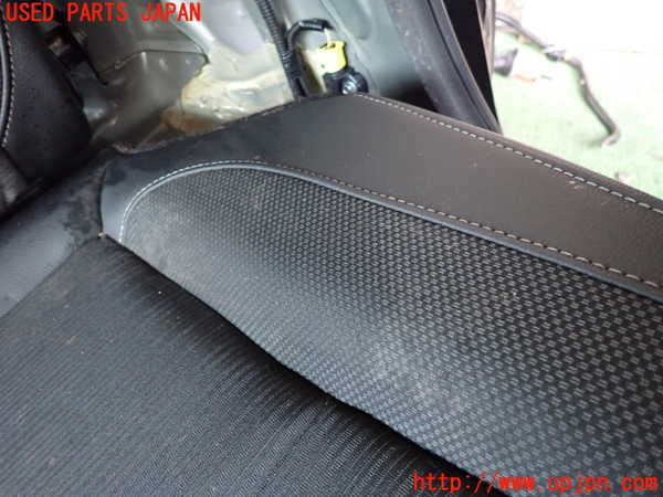 1UPJ-33057385]WR-V(DG5)リアシート 中古_m0004.jpg