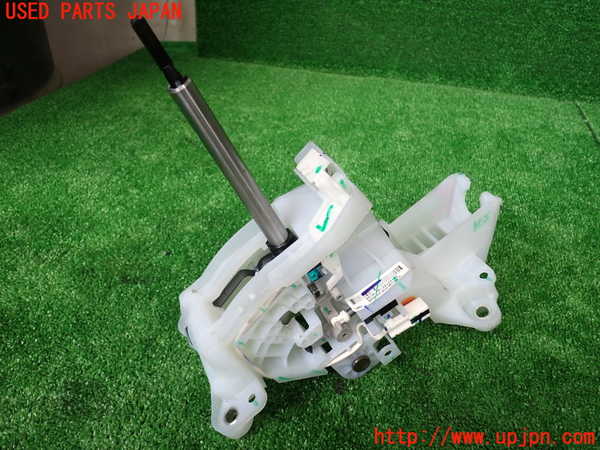 1UPJ-33057555]WR-V(DG5)ATシフトレバー 中古_m0002.jpg