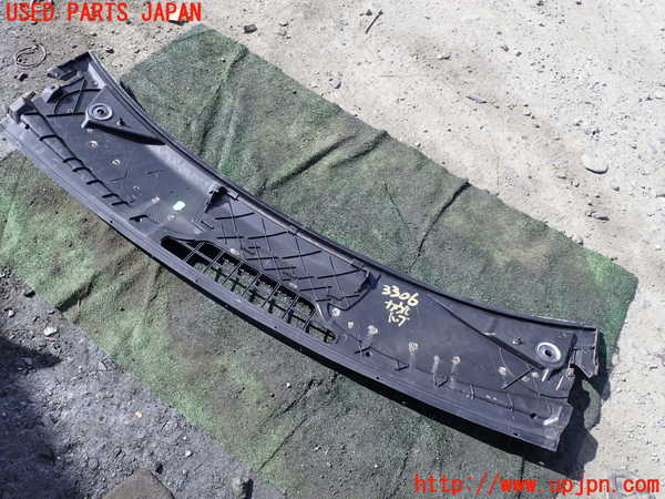 1UPJ-33061190]ベンツ V350 W639(639350C)カウルトップ 中古_m0002.jpg