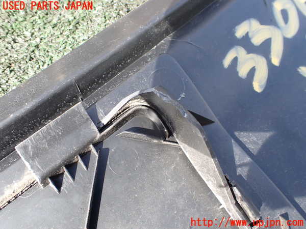 1UPJ-33061190]ベンツ V350 W639(639350C)カウルトップ 中古_m0004.jpg