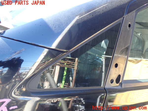 5UPJ-33061202]ベンツ V350 W639(639350C)左フロント三角窓ガラス PGW M504 中古_m0001.jpg
