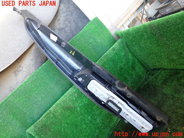 5UPJ-33061530]ベンツ V350 W639(639350C)右テールランプ 中古_m0003.jpg