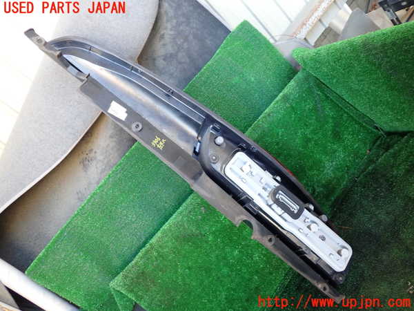 1UPJ-33061536]ベンツ V350 W639(639350C)左テールランプ 中古_m0003.jpg