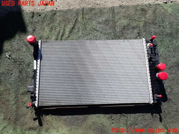 1UPJ-33062321]ベンツ V350 W639(639350C)ラジエーター1 中古_m0001.jpg