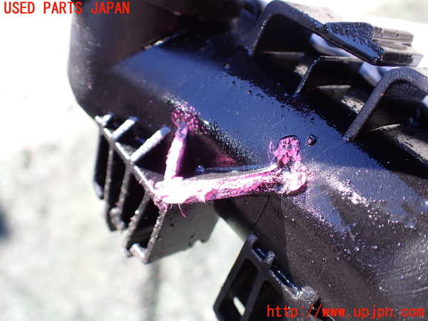 1UPJ-33062321]ベンツ V350 W639(639350C)ラジエーター1 中古_m0002.jpg