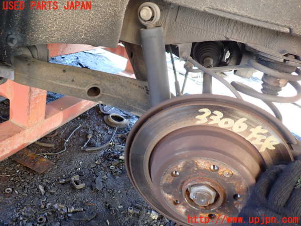 1UPJ-33064305]ベンツ V350 W639(639350C)左リアナックルハブ 中古_m0002.jpg