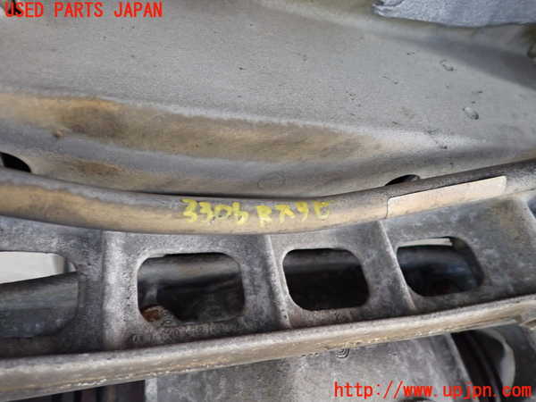 1UPJ-33065445]ベンツ V350 W639(639350C)リアスタビライザー 中古_m0001.jpg