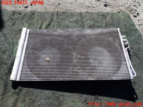 1UPJ-33066031]ベンツ V350 W639(639350C)エアコンコンデンサー1 中古_m0002.jpg