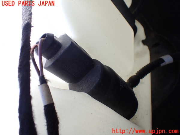 1UPJ-33066791]ベンツ V350 W639(639350C)ウォッシャータンク1 中古_m0003.jpg