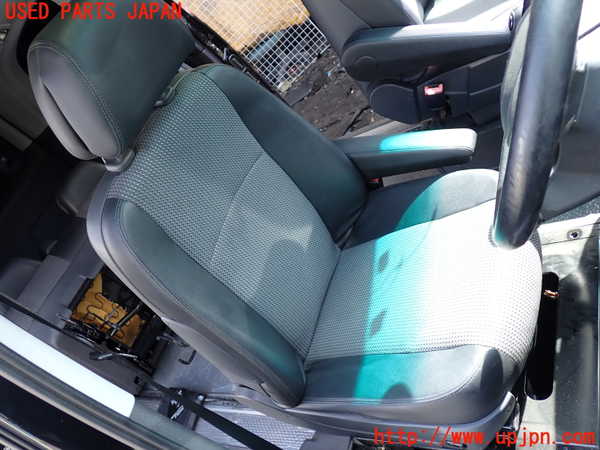 1UPJ-33067035]ベンツ V350 W639(639350C)運転席シート 中古_m0001.jpg