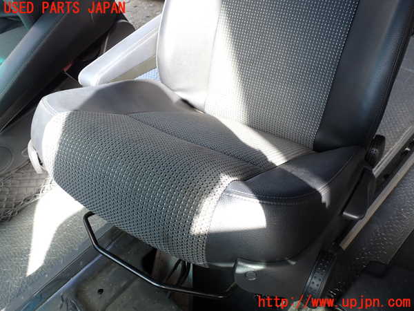 1UPJ-33067065]ベンツ V350 W639(639350C)助手席シート 中古_m0003.jpg