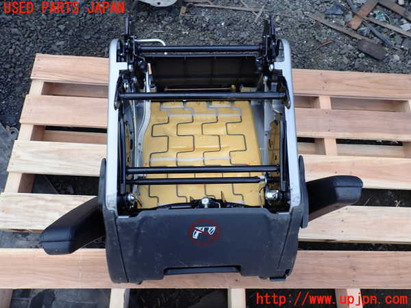 1UPJ-33067175]ベンツ V350 W639(639350C)左2列目シート 中古_m0003.jpg